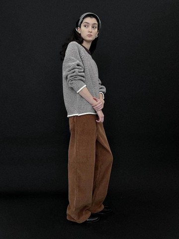 Straight Leg Relaxed Fit Corduroy Pants [CAMEL]