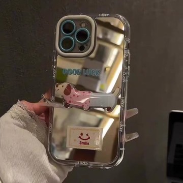 適用蘋果17promax手機殼卡通鏡面小狗支架iphone16pro彩繪新款15PM高級感女款14可愛創意17pro硅膠防摔保護套