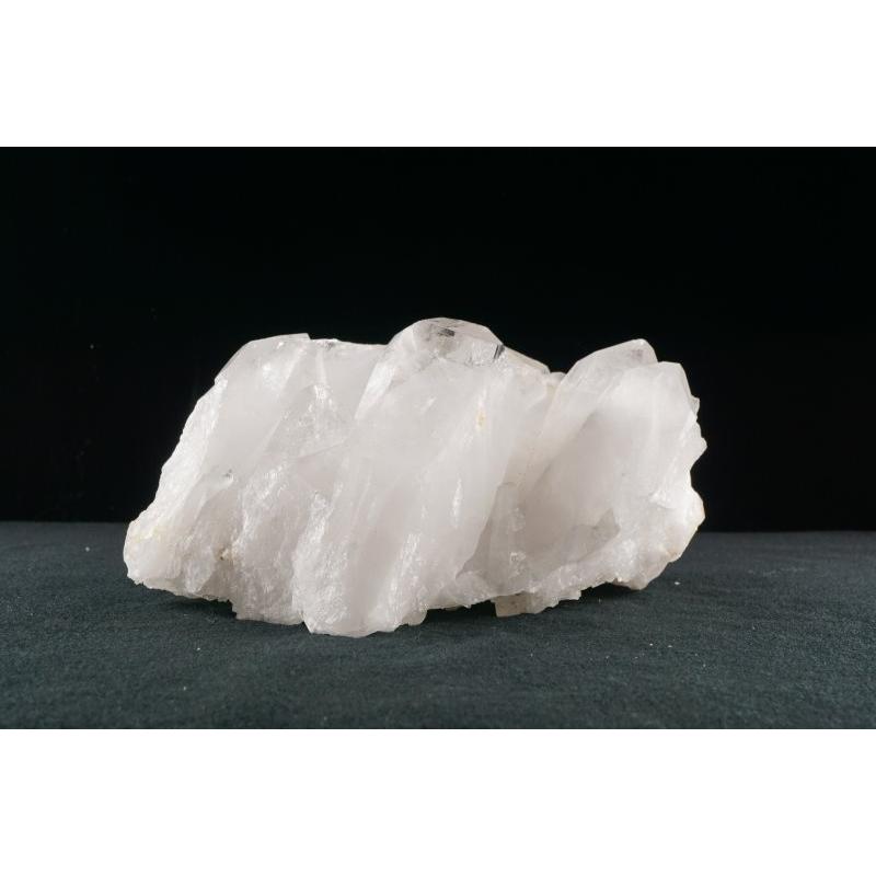 水晶 クラスター 原石 ブラジル産 一点物 192-630 3.7Kg