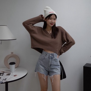 【Aa.chic】V領超柔軟前短後長毛衣(六色).女裝/上身/V領/超柔軟/前短後長/毛衣/秋冬【C286289】