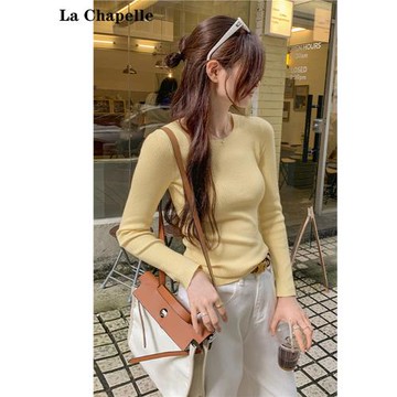 拉夏貝爾溫柔風黃色長袖針織衫女2025新款春秋季修身正肩內搭毛衣