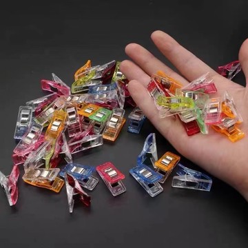 💥臺灣有貨💥免運💥縫紉包邊小夾子透明彩色刺繡定位服裝夾子迷你辦公多功能手工夾新人禮