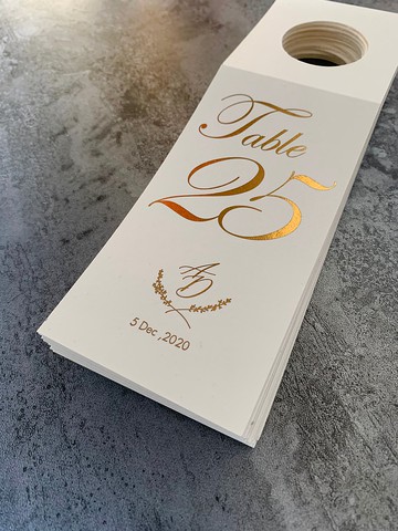 你的名字 紅酒枱號咭 紅酒存放名牌