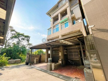 太平長億國小旁輕屋齡靜巷透天12年國教免接送｜台中市太平區長億十街