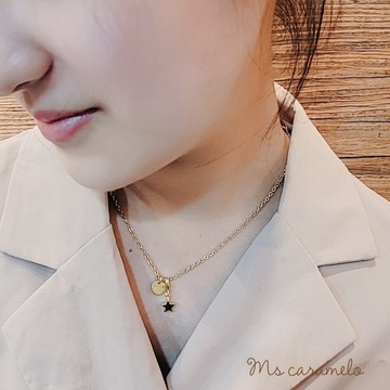 【焦糖小姐 Ms caramelo】閃耀之星 星星項鍊
