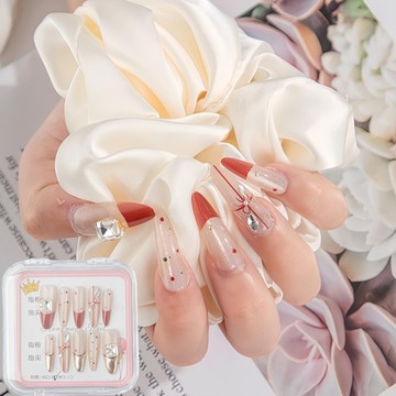 💛Hannah💛元旦新品發售小紅書爆款穿戴甲水鑽波點可拆卸美甲貼片網紅高級感款甲片代髮IKK29