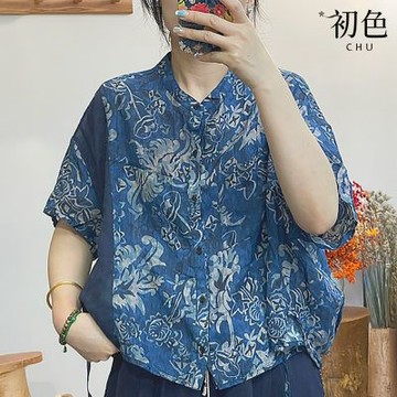 初色 復古文藝寬鬆滿版印花拼接單排釦立領短袖襯衫上衣女上衣-藍色-13730(L-2XL可選)