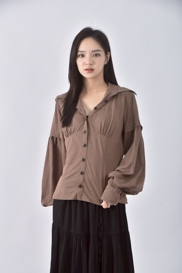 (S) 何雅婷排扣棕色長袖上衣