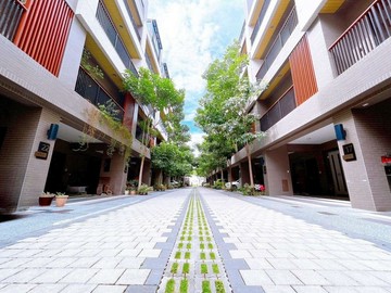 高雄大學｜東區｜超新｜併排雙車墅｜哈佛大院｜高雄市楠梓區大學南路