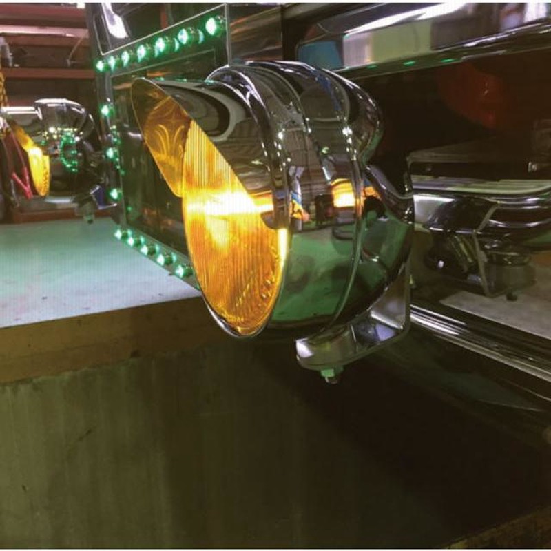 フォグランプ取付けステー ファイブスターギガ用 R/L | LINE