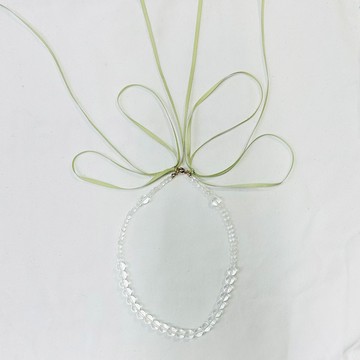 C happy 微笑白水晶項鍊_磁鐵釦+綠色緞帶蝴蝶結