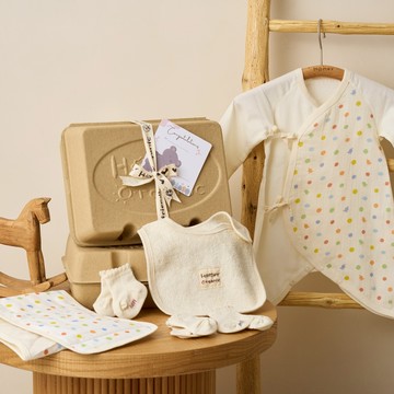 有機棉新生兒點點鳥蝴蝶衣彌月禮盒4件組(紅藍2色) 蝴蝶衣+肚圍+圍兜+短襪_HomeyOrganic 知蓮有機棉 台灣