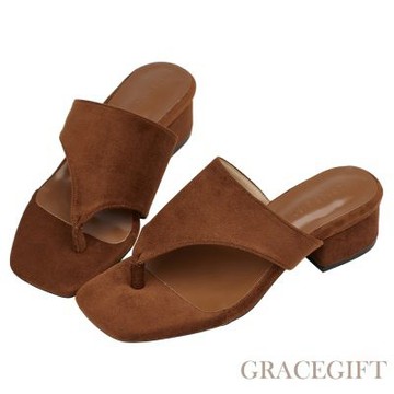 【Grace Gift】極簡美學柔感人字中跟拖鞋 棕
