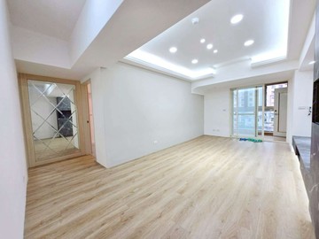 202~幸福買房找麗姐親水公園第一排景觀3房有車位｜新北市新莊區中華路二段