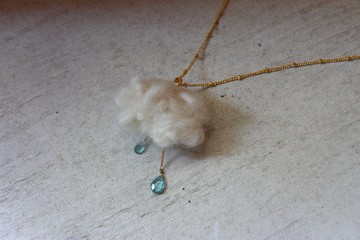 天然磷灰石白雲雨滴項鍊 需訂做