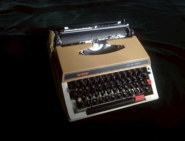 【老時光 OLD-TIME】早期二手日本製擺飾品打字機W-2