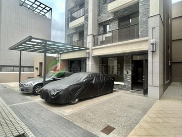 富霖全新｜邊間｜雙車｜電梯｜4套房｜6米面寬別墅｜台中市龍井區中社五街
