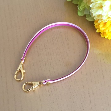 兩色皮革錶帶（VividPink 和 PalePink） - 表扣：金色