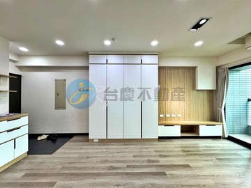 我是住戶!!北屯輕屋齡11期佳泰大崇德三房平車｜台中市北屯區河北西街