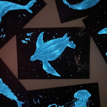 革龜星空 - 海洋夜光明信片 | 藍色光芒