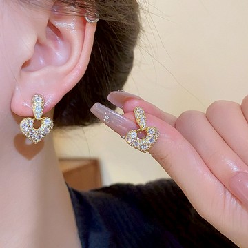 韓系 華麗愛心 耳環 台灣當天出貨 F144 耳夾 韓系耳環 耳飾 耳釘 耳針 耳線