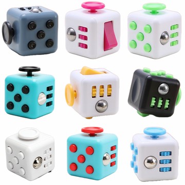 【Arbea】解壓魔方新奇特玩具成人減壓神器扭蛋商品娃娃機商品兒童玩具盒裝導【C741】