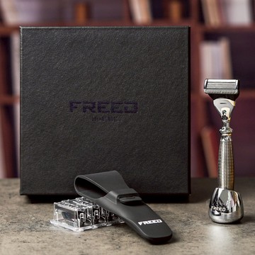 【FREED】尊爵四件組五刀式刮鬍刀禮盒-手雷款 客製化 刻字 送禮 生日 男生 男性 禮物推薦 聖誕節 交換禮物