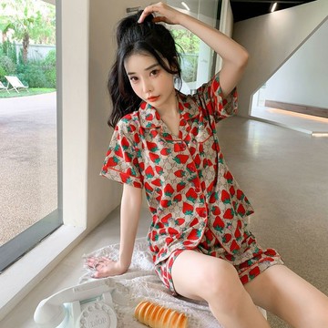 Xuan♥睡衣女氣質冰絲短袖短褲草莓印花家居服清新舒適薄款套裝
