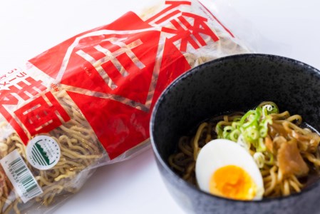 北海道産 小麦 使用 昔ながらの 生 ラーメン 計 3kg (150g×20食)