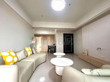 鳳山國中捷運站/中山新城/景觀大4房+平面車位｜高雄市鳳山區誠德街