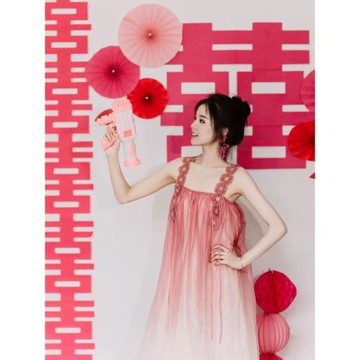 晨袍女結婚新娘伴娘團晨拍衣服吊帶禮服裙日常可穿顯瘦遮肉連衣裙