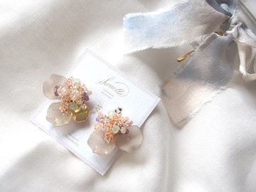 fleur de neige 穿孔/耳環（細微差別灰色）