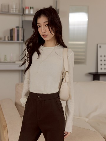 柔彈木耳捲邊打底衣