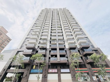 近科工館|摩天100|輕屋齡美宅B3平車稀有釋出｜高雄市苓雅區憲政路