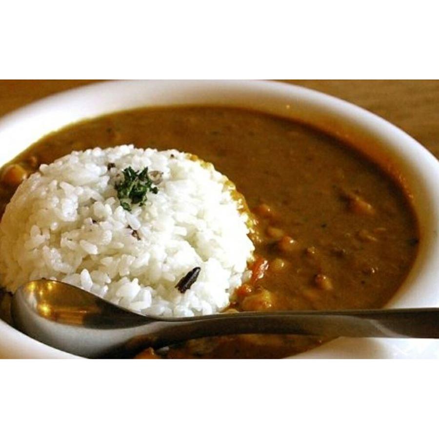 北海道 「北十勝ファーム」短角牛カレー（180g×8）　北海道の広大な自然で育った短角牛を使用。肉の甘みと素材の旨味が生きた絶品のカレーです。化学合成