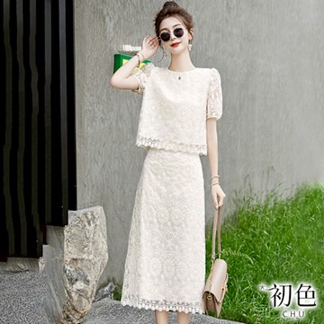 初色 氣質風蕾絲緹花短袖上衣女上衣+A字蕾絲修身半身裙長裙套裝-共2色-11305(M-2XL可選)
