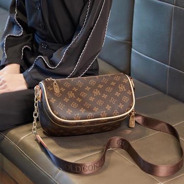 法國專柜MK DN~真皮包包女2024新款高級感餃子包斜挎胸包女包通勤