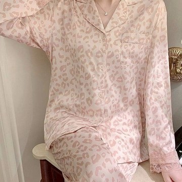 小紅書推薦粉色豹紋冰絲睡衣套裝