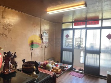 正義車站健身公寓｜高雄市苓雅區鐵道街