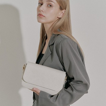 韓國 BREE BAG | 象牙白色 | 腋下袋 | 側背包 斜孭袋