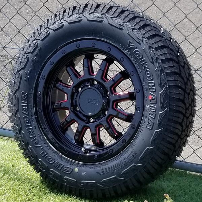 4本価格 ハイエース200系 タイヤホイール 16インチ 215/70R16 YOKOHAMA 