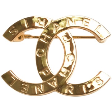 CHANEL 經典品牌LOGO刻紋造型胸針(金色)