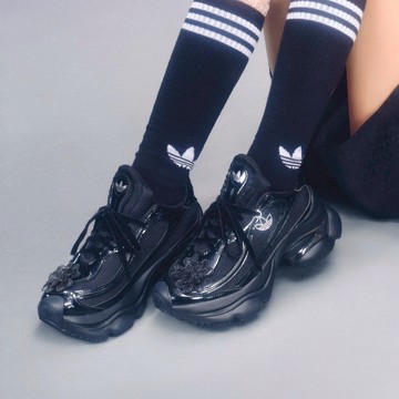 ADIDAS ORIGINALS OZVENUZ 全黑 浮蝶鞋 老爹鞋 增高 女鞋 愛迪達 HQ2677