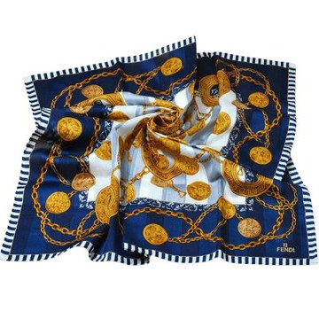 FENDI 復古奢華金鏈飾圖案字母LOGO棉質大帕領巾(深藍色系/58CM)