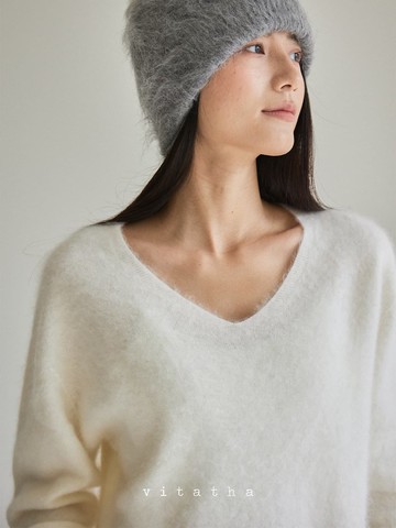 3顔色 軟乎乎 人手一件剛需V領毛衣 拉毛羊絨羊毛內搭衫