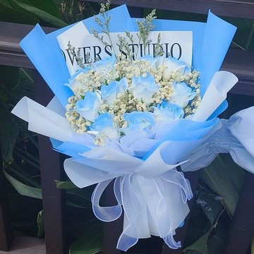 🎁畢業花束🎁 畢業禮物 畢業伴手禮情人節禮物玫瑰永生滿天星香皂花束成品生日送女朋友閨蜜畢業拍照