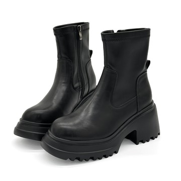 Kaelyn柔霧素面超輕量鋸齒厚底瘦瘦短靴