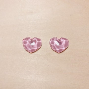 復古淺紫水波愛心耳環