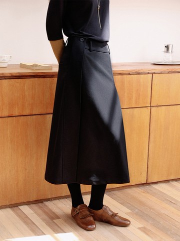 黑色 奧黛麗 復古抗皺混紡半身裙 設計感高腰褶襉裙子 後腰鬆緊