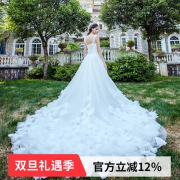 季末特惠 華麗花瓣一字肩大拖尾法式公主新娘婚紗禮服2028批發